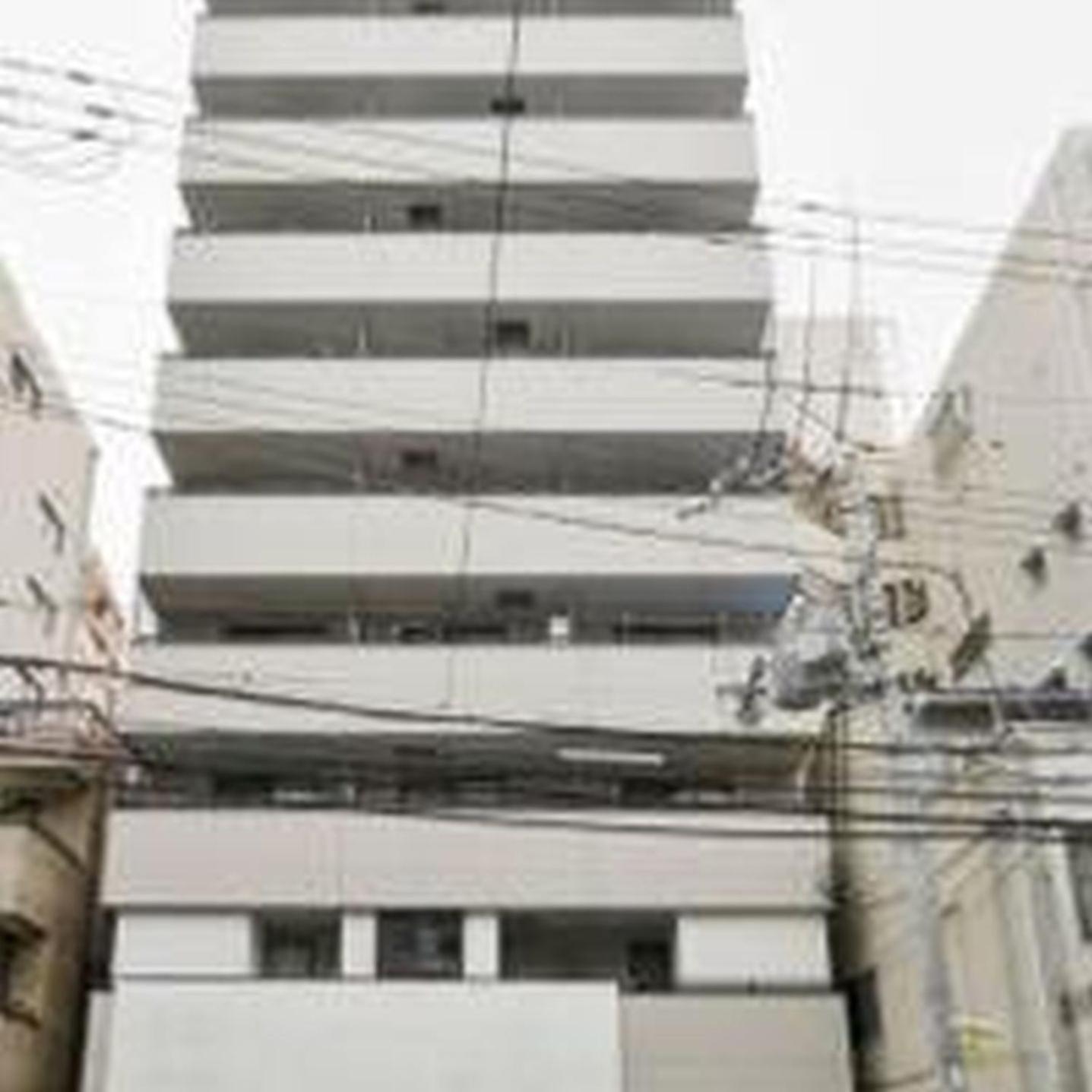 Apartment コンフィデンスロン601 Osaka